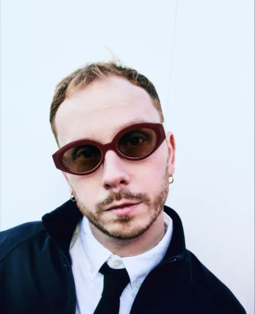 Press photo for 1-800 GIRLS